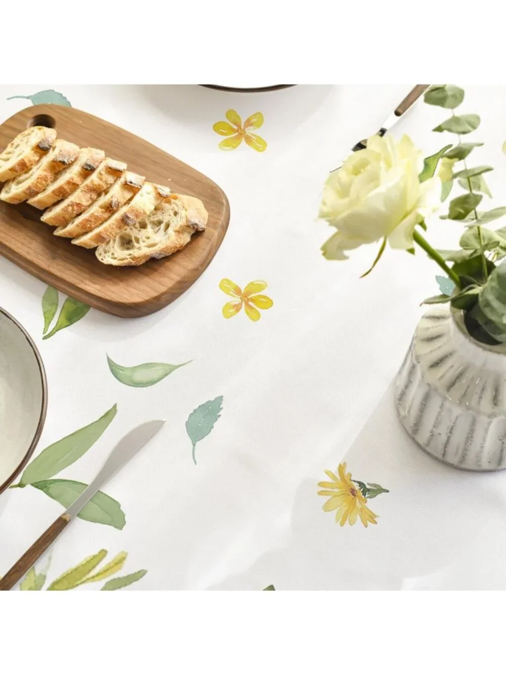 Spring Sunflower Tablecloth 60x84
